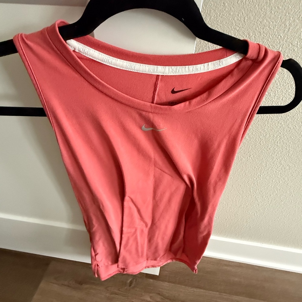 Nike Women's Coral Tank Top